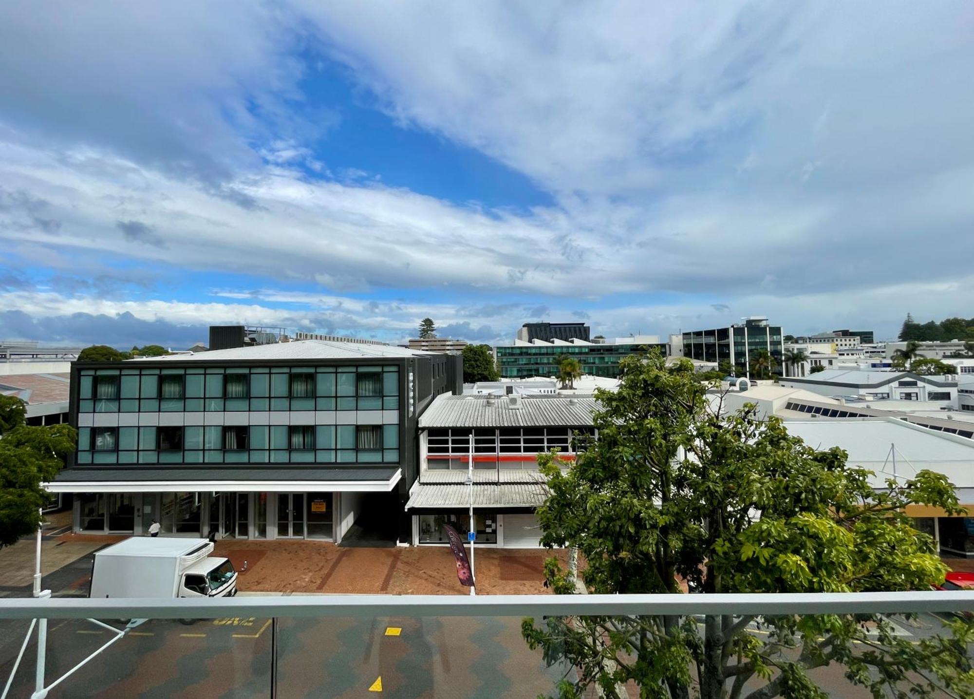 Hotel On Devonport Tauranga Bagian luar foto