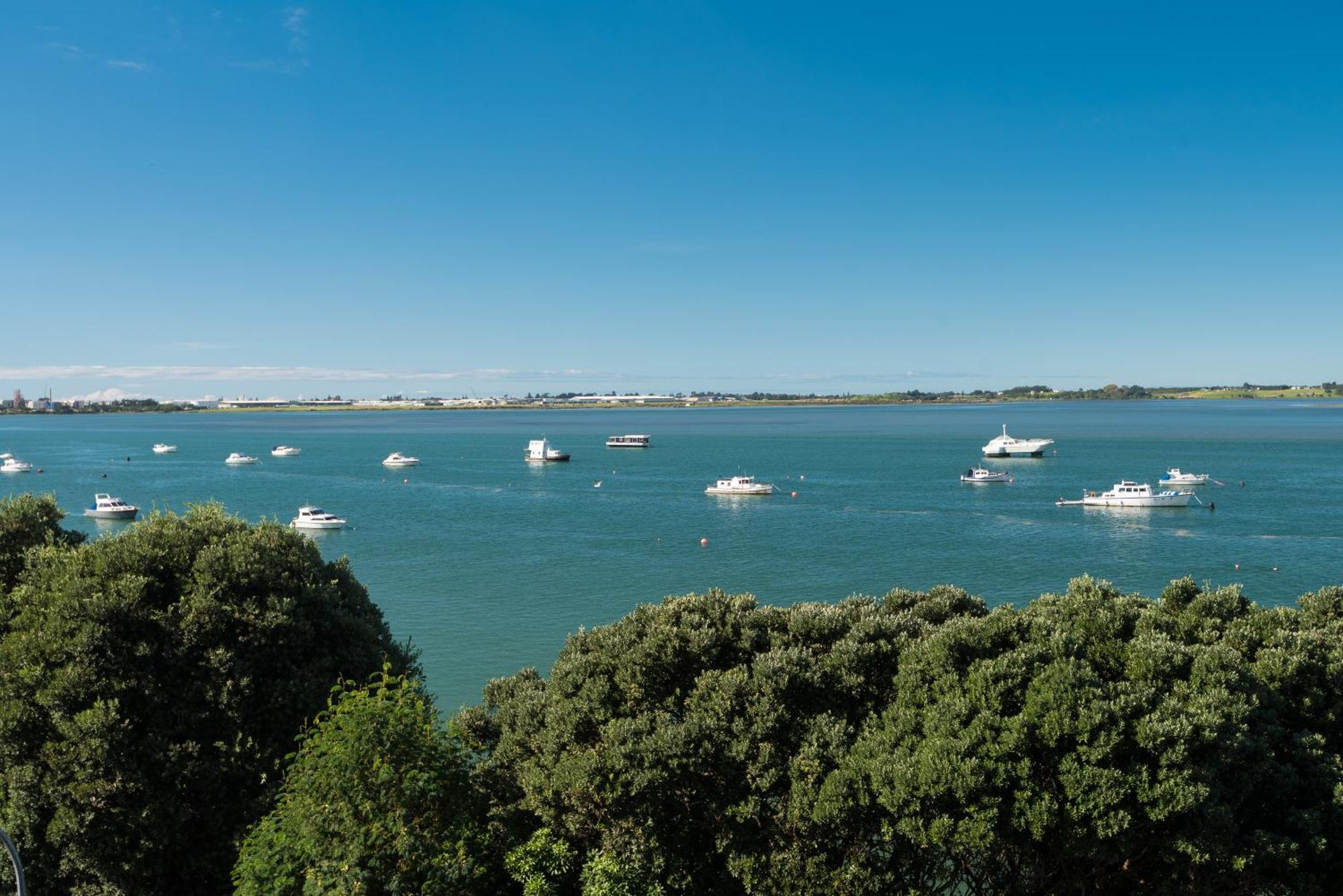 Hotel On Devonport Tauranga Bagian luar foto