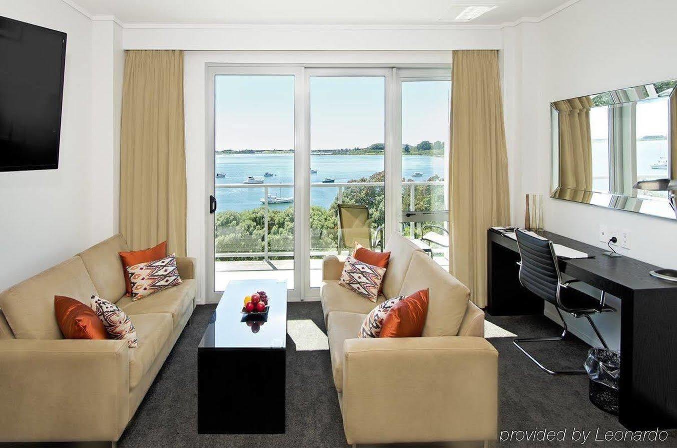 Hotel On Devonport Tauranga Bagian luar foto